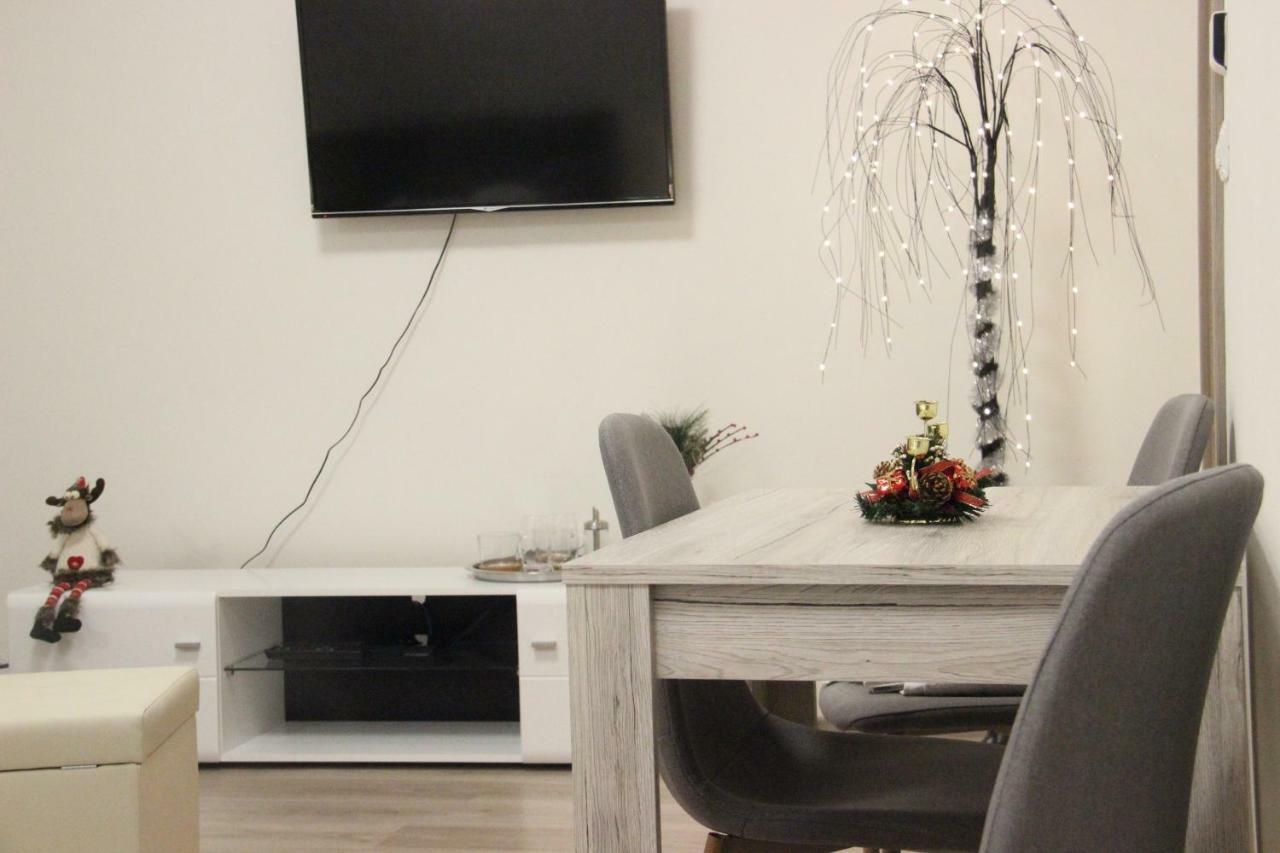 H+ Apartman Letiste Praha Διαμέρισμα Εξωτερικό φωτογραφία